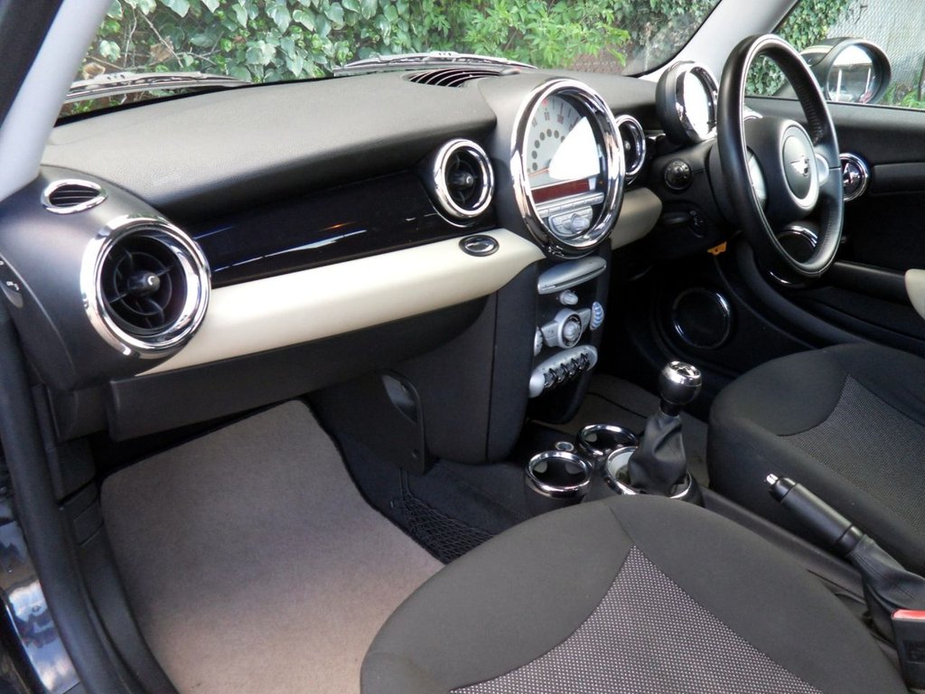 USED 2008 08 MINI CLUBMAN 1.6 Cooper S Estate 5dr Petrol Manual Euro 4 (175 ps) Timing Chain Replaced Service 02/26