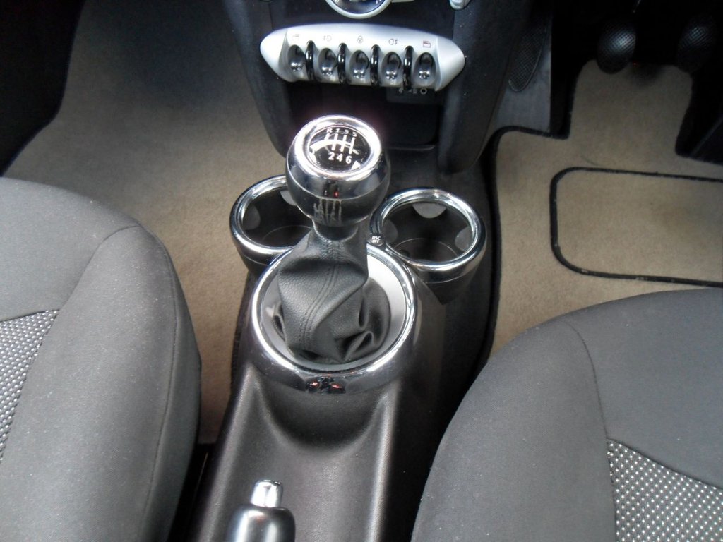 USED 2008 08 MINI CLUBMAN 1.6 Cooper S Estate 5dr Petrol Manual Euro 4 (175 ps) Timing Chain Replaced Service 02/26