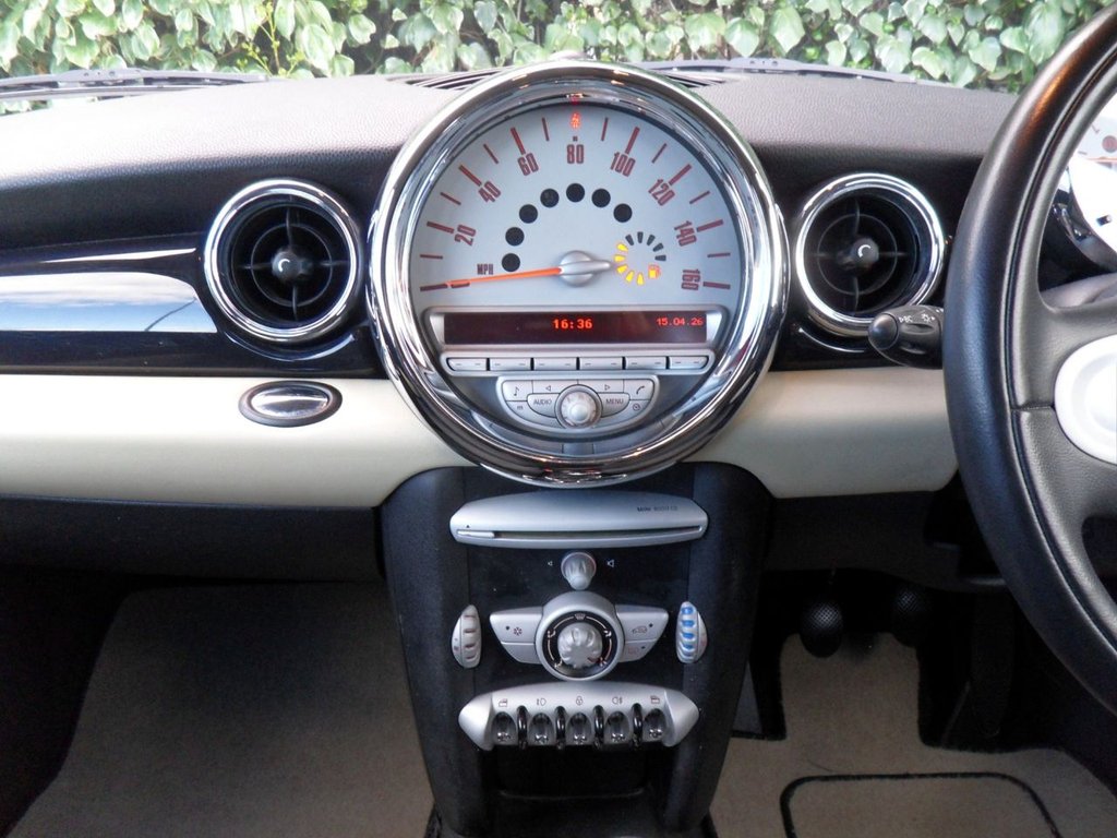 USED 2008 08 MINI CLUBMAN 1.6 Cooper S Estate 5dr Petrol Manual Euro 4 (175 ps) Timing Chain Replaced Service 02/26