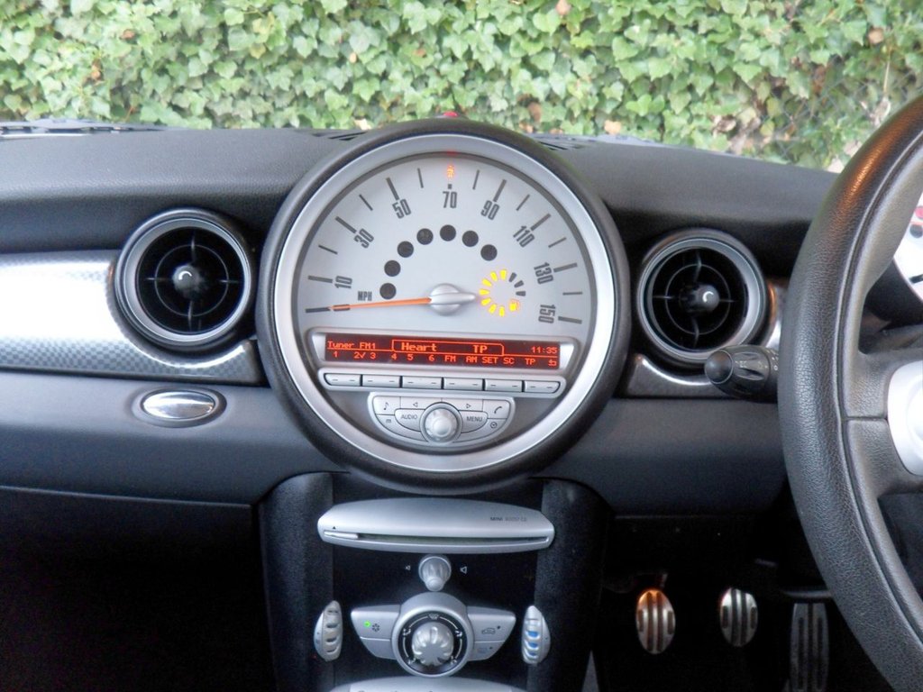 USED 2008 08 MINI CLUBMAN 1.6 Cooper S Estate 5dr Petrol Manual Euro 4 (175 ps) Timing Chain Replaced Service 02/26