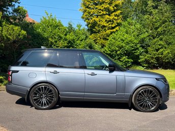 View our LAND ROVER RANGE ROVER