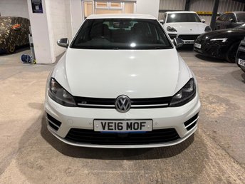 View our VOLKSWAGEN GOLF
