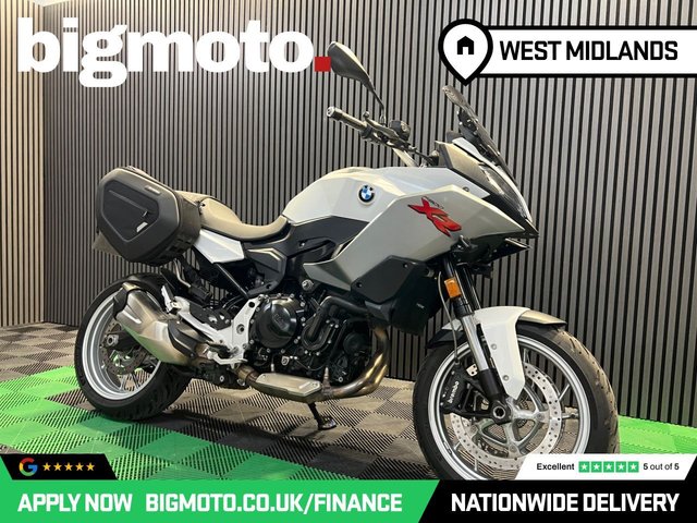 View our BMW F 900 XR