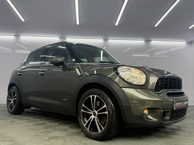 View our MINI COUNTRYMAN
