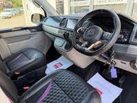USED 2019 19 VOLKSWAGEN TRANSPORTER T6 2.0 BITDI 204PS 7 SPEED DSG 4MOTION T32 KOMBI HIGHLINE AUTOMATIC 4WD 4X4 5 SEAT CREW KOMBI VAN NO VAT * RARE 4MOTION KOMBI * HUGE SPEC MUST SEE *