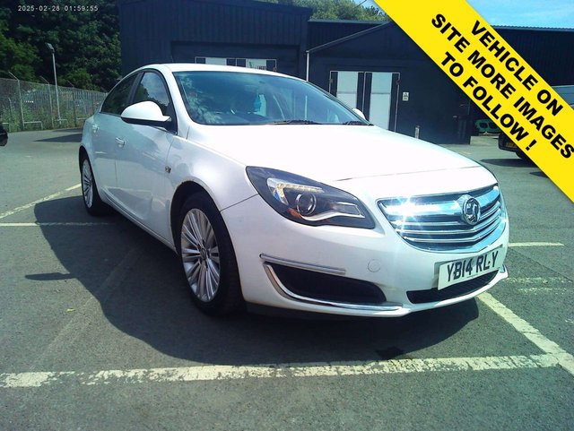 View our Vauxhall Insignia 2.0 CDTi ecoFLEX Energy Hatchback 5dr Diesel Manual Euro 5 (s/s) (120 ps)