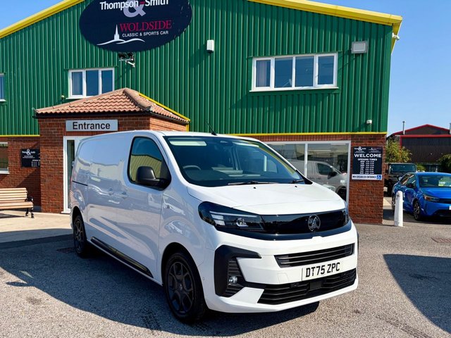 View our VAUXHALL VIVARO