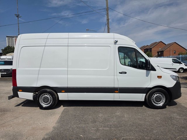View our MERCEDES-BENZ SPRINTER