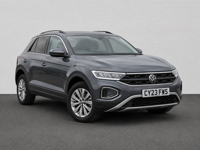 View our Volkswagen T-Roc 1.0 TSI Life SUV 5dr Petrol Manual Euro 6 (s/s) (110 ps)