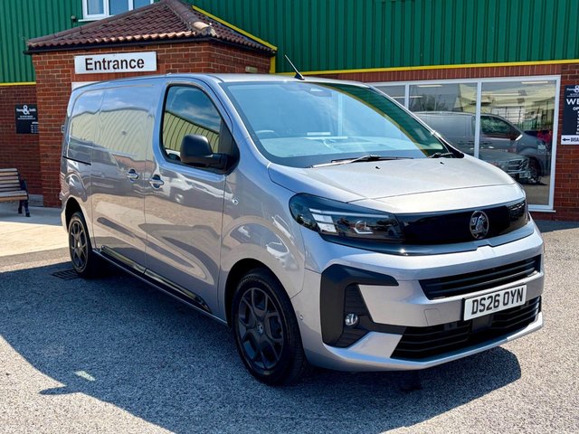 View our VAUXHALL VIVARO
