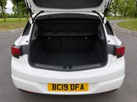 USED 2019 19 VAUXHALL ASTRA 1.6 CDTi BlueInjection SRi Hatchback 5dr Diesel Manual Euro 6 (s/s) (136 ps) 