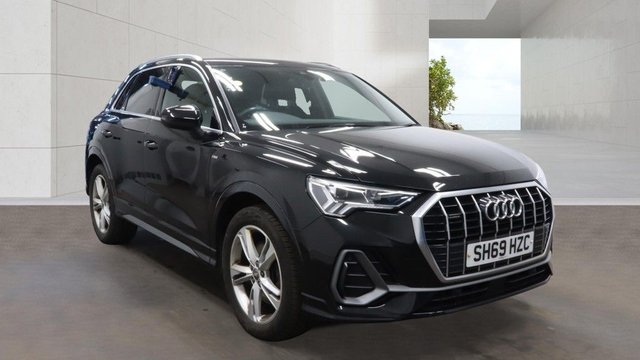 View our AUDI Q3