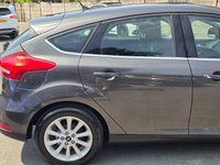 USED 2017 66 FORD FOCUS 1.0T EcoBoost Titanium Hatchback 5dr Petrol Auto Euro 6 (s/s) (125 ps) NAV + PARKING SENSORS + AUTO
