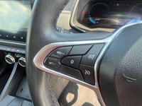 USED 2021 71 RENAULT ZOE R135 EV50 52kWh Iconic Auto 5dr (Rapid Charge) NAVI|LANE ASIST|PARK/DRIV ASIS