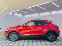 USED 2022 72 VOLKSWAGEN T-ROC 1.5 TSI Life SUV 5dr Petrol Manual Euro 6 (s/s) (150 ps) Rear View Camera | Black Pack