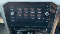 USED 2022 22 VOLKSWAGEN PASSAT 2.0 TDI EVO SEL Estate 5dr Diesel DSG Euro 6 (s/s) (150 ps) 