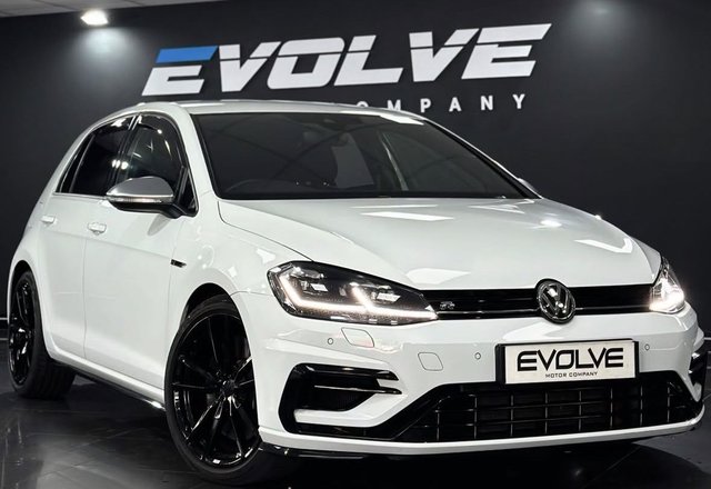 View our VOLKSWAGEN GOLF