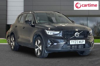 2023 VOLVO XC40