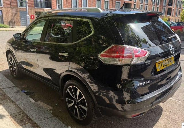 View our NISSAN X-TRAIL
