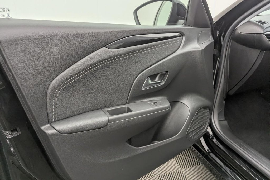 USED 2021 21 VAUXHALL Corsa Electric 50kWh Elite Nav Premium Hatchback 5dr Electric Auto (7.4Kw Charger) (136 ps) Car Play, Sat Nav, Camera