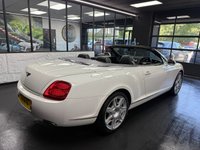 USED 2011 P BENTLEY CONTINENTAL GTC Bentley Continental GTC 6.0 W12 2dr  Mulliner Spec - Low miles
