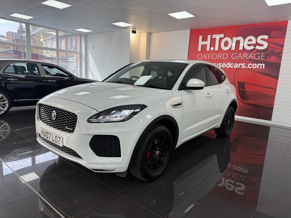 2019 Jaguar E-Pace thumbnail 18