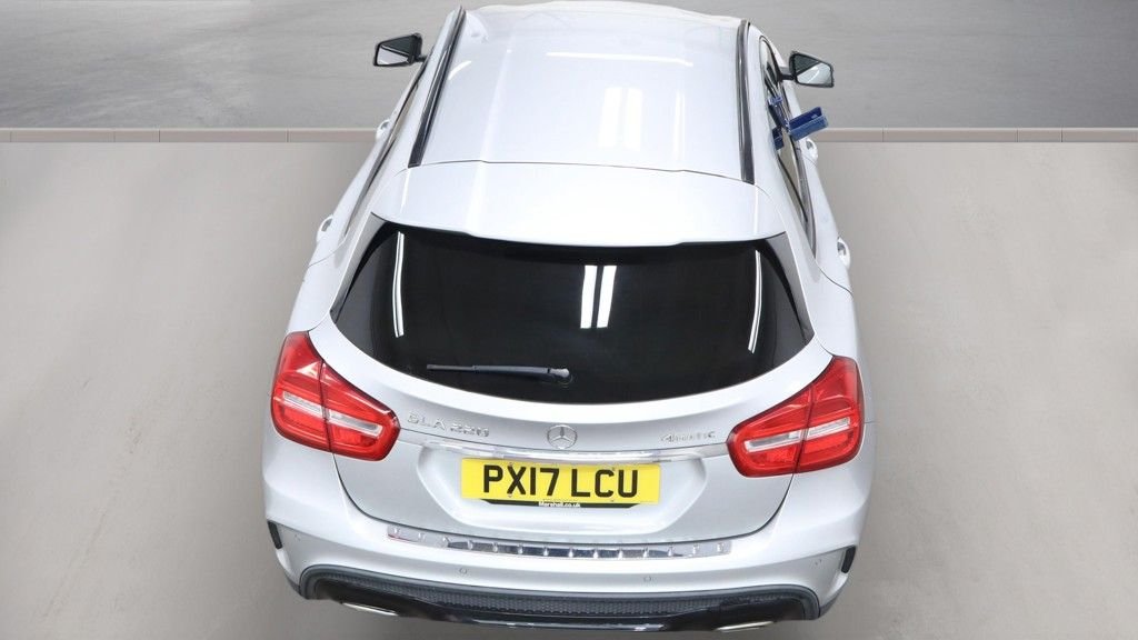 USED 2017 17 MERCEDES-BENZ GLA 2.1 GLA220d AMG Line (Premium) SUV 5dr Diesel 7G-DCT 4MATIC Euro 6 (s/s) (177 ps) 2 KEYS / SERVICE HISTORY