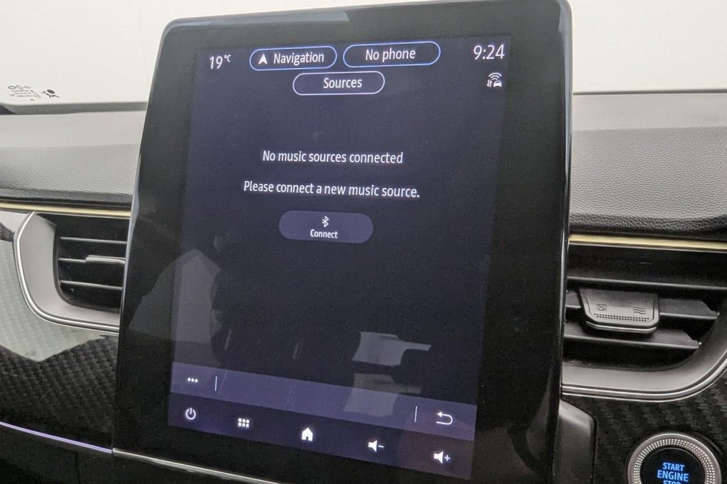 USED 2023 72 RENAULT ARKANA 1.6 E-TECH E-Tech engineered SUV 5dr Petrol Hybrid Auto 2WD Euro 6 (s/s) (145 ps) Park Assist, Sat Nav, Cruise