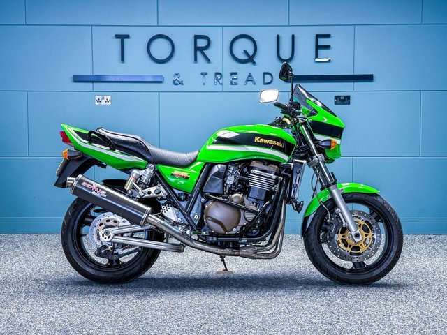 View our KAWASAKI ZRX1200