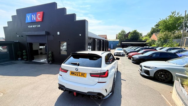 View our BMW 3 SERIES