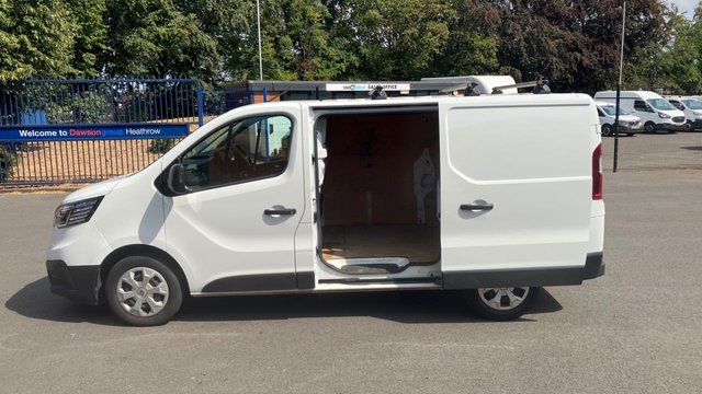 View our RENAULT TRAFIC