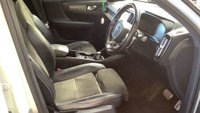 USED 2018 18 VOLVO XC40 2.0 D4 First Edition SUV 5dr Diesel Auto AWD Euro 6 (s/s) (190 ps) 