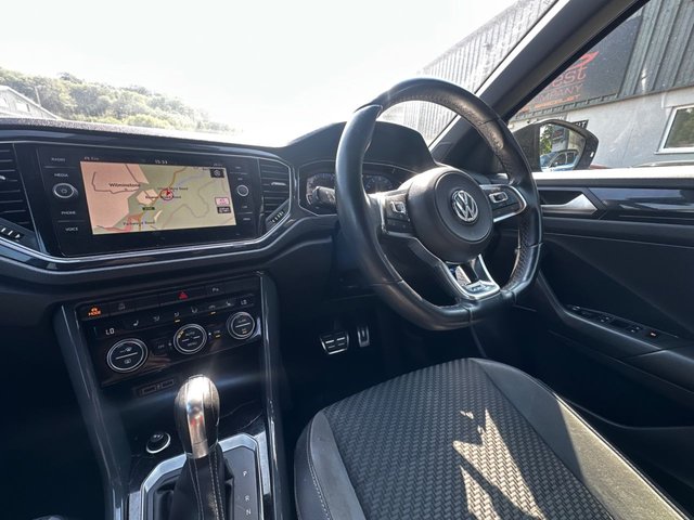 View our VOLKSWAGEN T-ROC