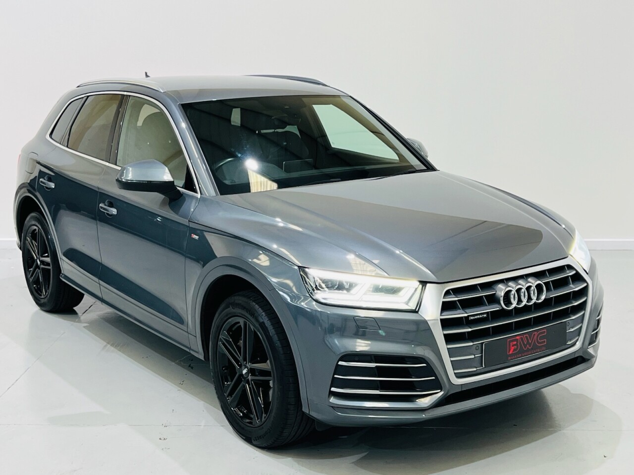 2019 Audi Q5 thumbnail 3