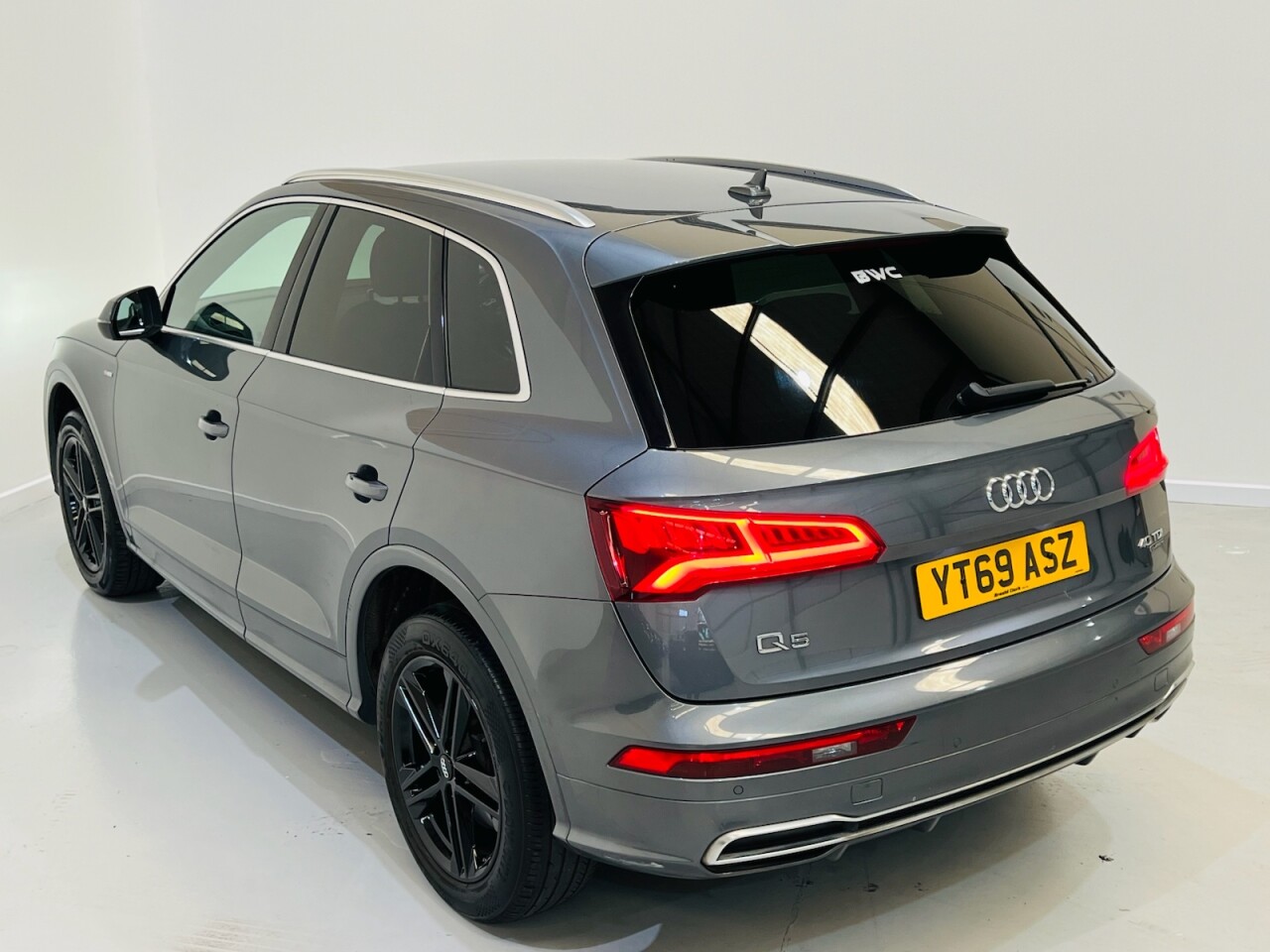 2019 Audi Q5 thumbnail 9