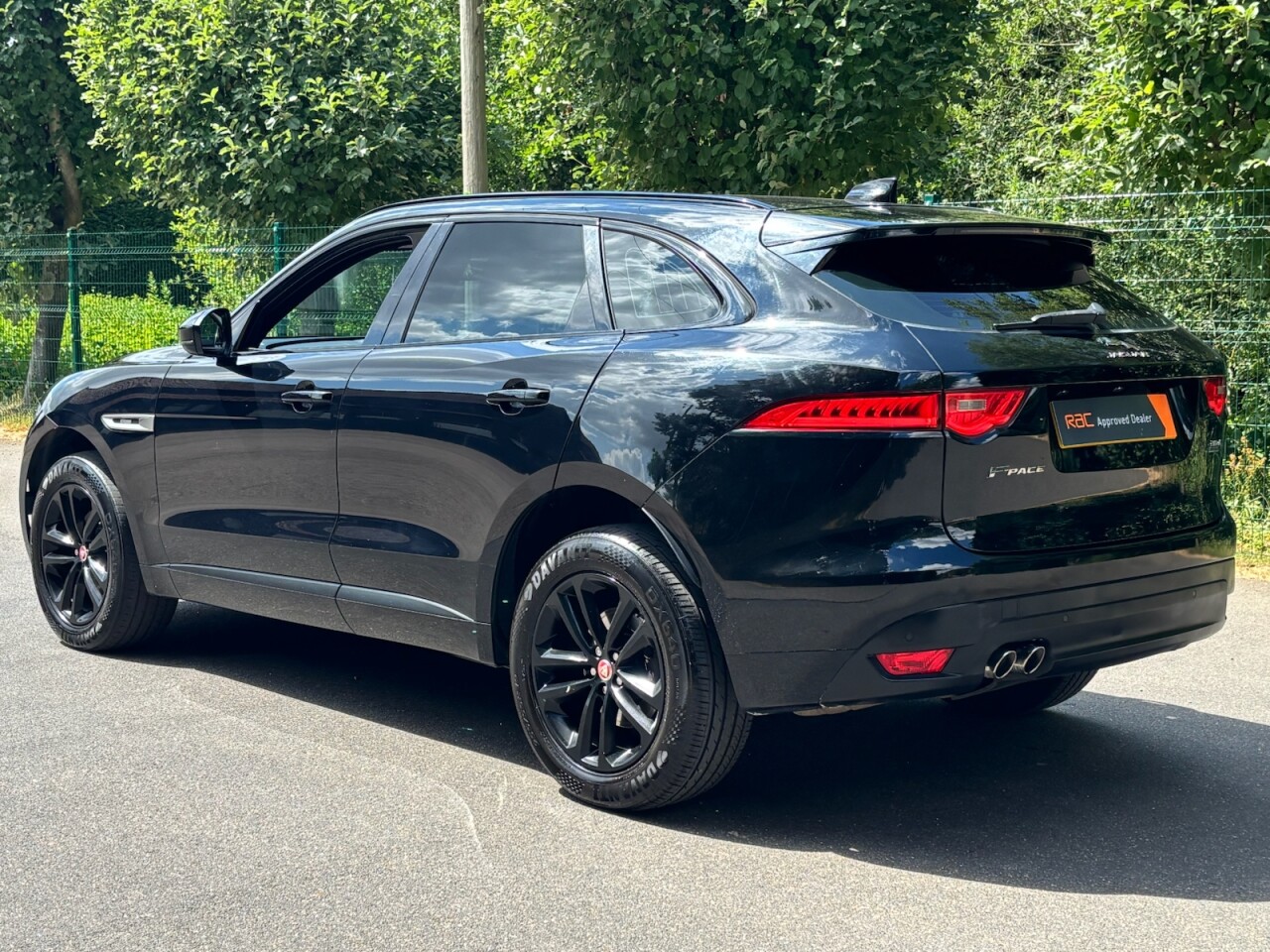2018 Jaguar F-PACE thumbnail 7