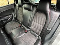 USED 2018 18 MERCEDES-BENZ GLA 2.1 GLA200d AMG Line SUV 5dr Diesel 7G-DCT Euro 6 (s/s) (136 ps) 