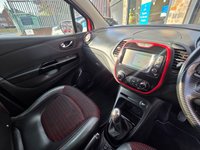 USED 2015 65 RENAULT CAPTUR 1.5 dCi ENERGY Signature SUV 5dr Diesel Manual Euro 5 (s/s) (90 ps) 6 MONTHS RAC WARRANTY DAB