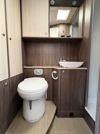 USED 2017 66 BURSTNER IXEO TIME 590 Sovereign - 4 Belt - 3 Berth - Electric Drop Down Bed 