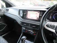 USED 2023 73 VOLKSWAGEN TAIGO 1.0 TSI R-Line SUV 5dr Petrol DSG Euro 6 (s/s) (110 ps) 