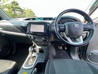 USED 2022 72 TOYOTA HILUX 150 2.4 D-4D Invincible Double Cab Auto 4WD Euro 6 +VAT 
