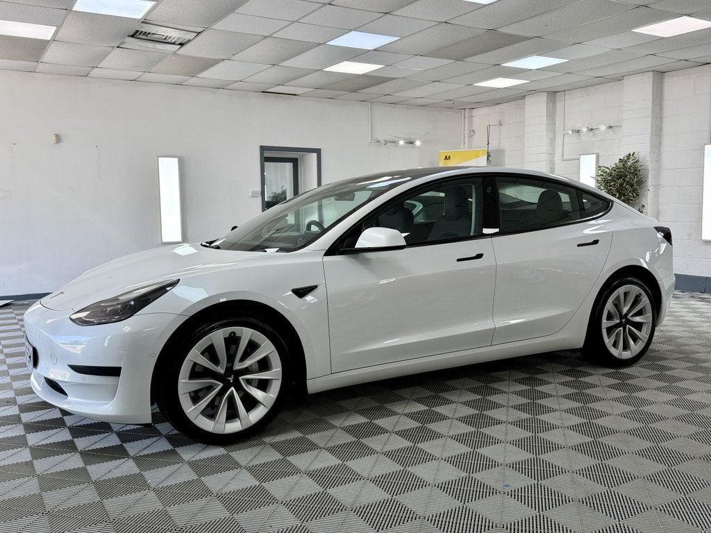 USED 2022 22 TESLA Model 3 Standard Range Plus Saloon 4dr Electric Auto RWD (241 bhp) 