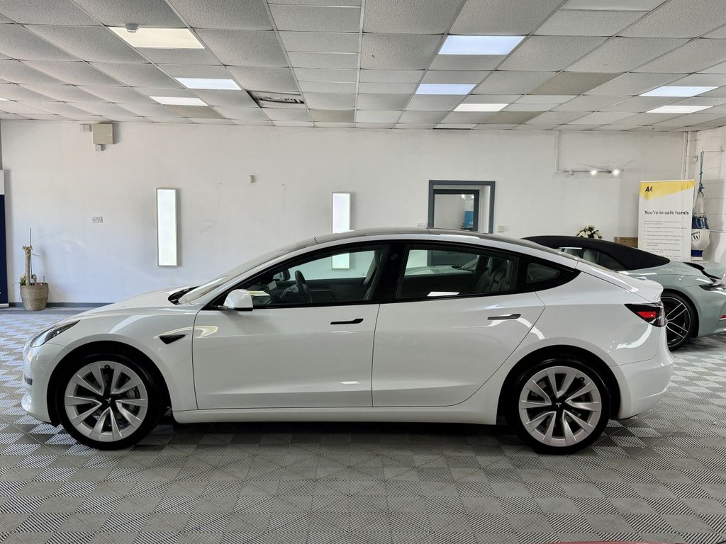 USED 2022 22 TESLA Model 3 Standard Range Plus Saloon 4dr Electric Auto RWD (241 bhp) 