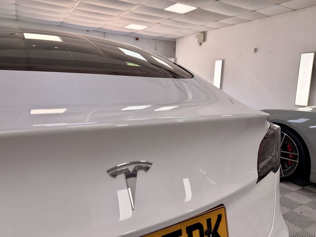 USED 2022 22 TESLA Model 3 Standard Range Plus Saloon 4dr Electric Auto RWD (241 bhp) 