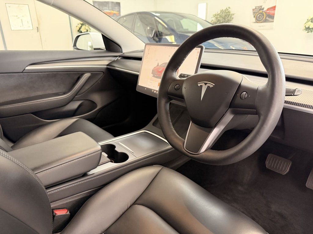 USED 2022 22 TESLA Model 3 Standard Range Plus Saloon 4dr Electric Auto RWD (241 bhp) 