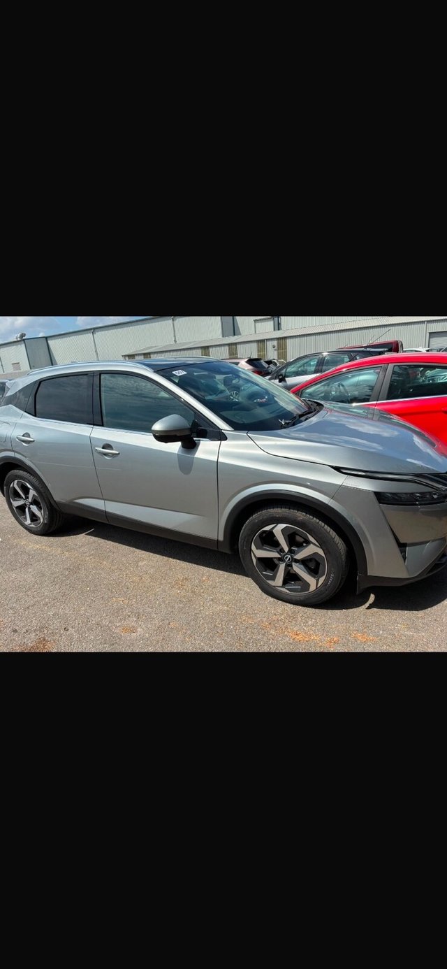 View our Nissan Qashqai 1.3 DIG-T MHEV N-Connecta SUV 5dr Petrol Hybrid Manual Euro 6 (s/s) (140 ps)