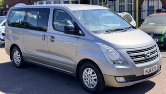 2016 HYUNDAI i800