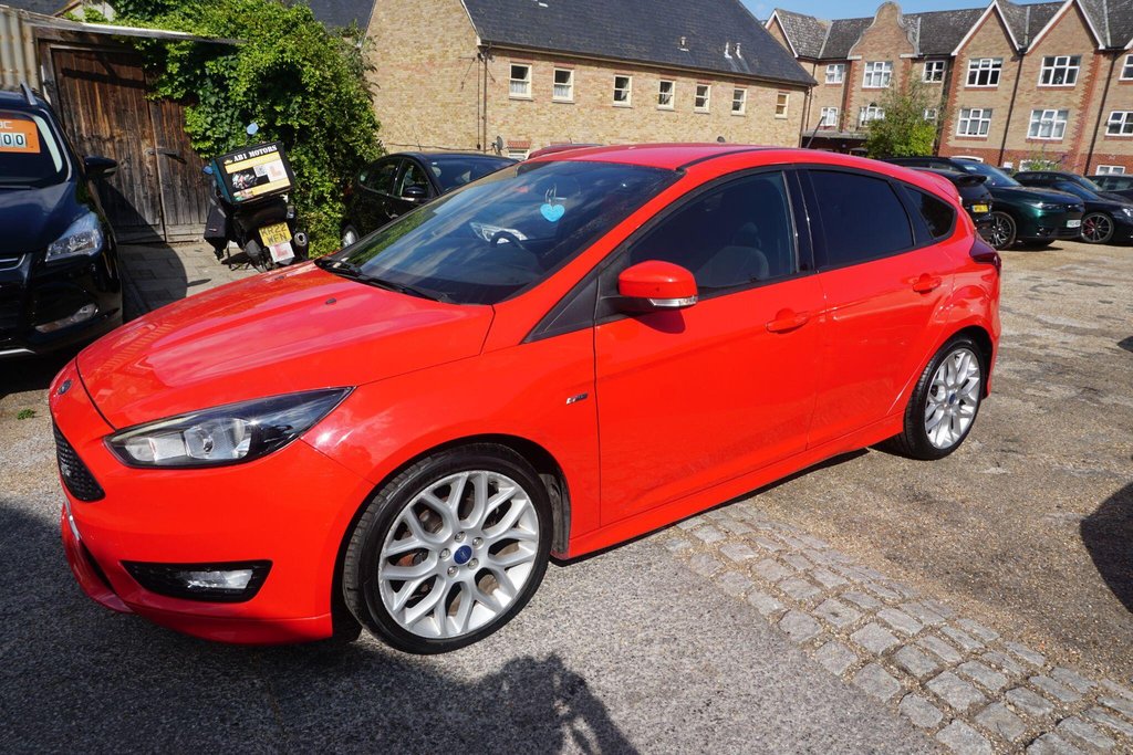 USED 2017 17 FORD FOCUS 1.0T EcoBoost ST-Line Euro 6 (s/s) 5dr JUST ARRIVED!!!