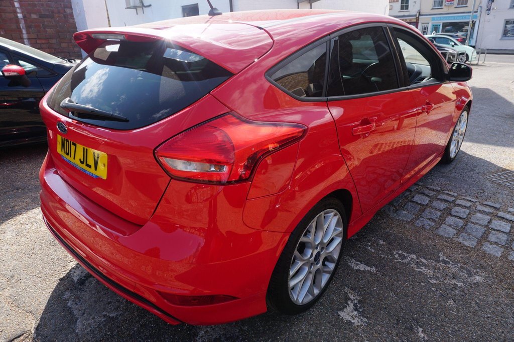 USED 2017 17 FORD FOCUS 1.0T EcoBoost ST-Line Euro 6 (s/s) 5dr JUST ARRIVED!!!