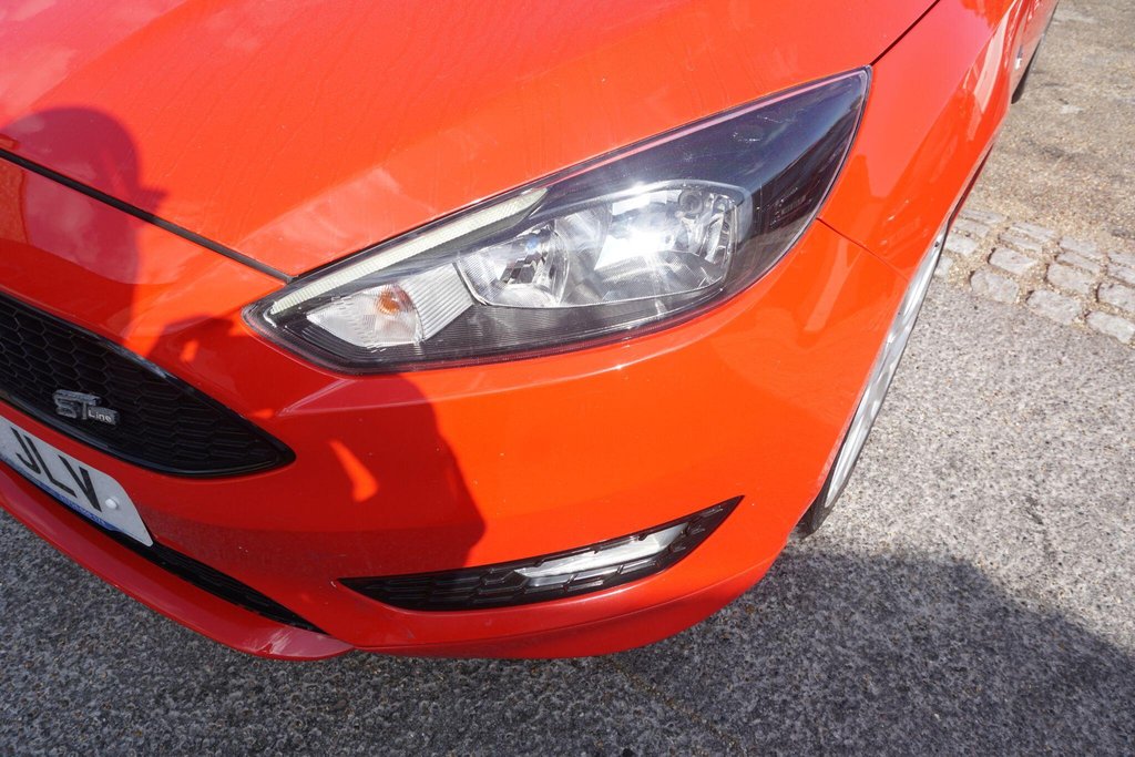 USED 2017 17 FORD FOCUS 1.0T EcoBoost ST-Line Euro 6 (s/s) 5dr JUST ARRIVED!!!